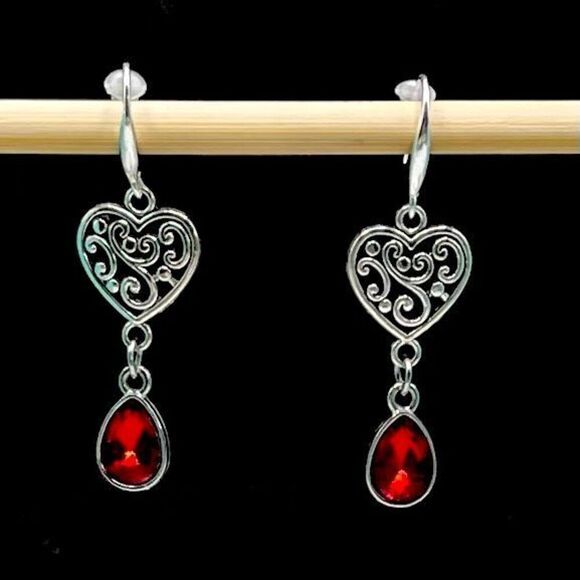 BAS Fine Faceted Crystal & Silver Heart Dangle Earrings - Picture 1 of 9